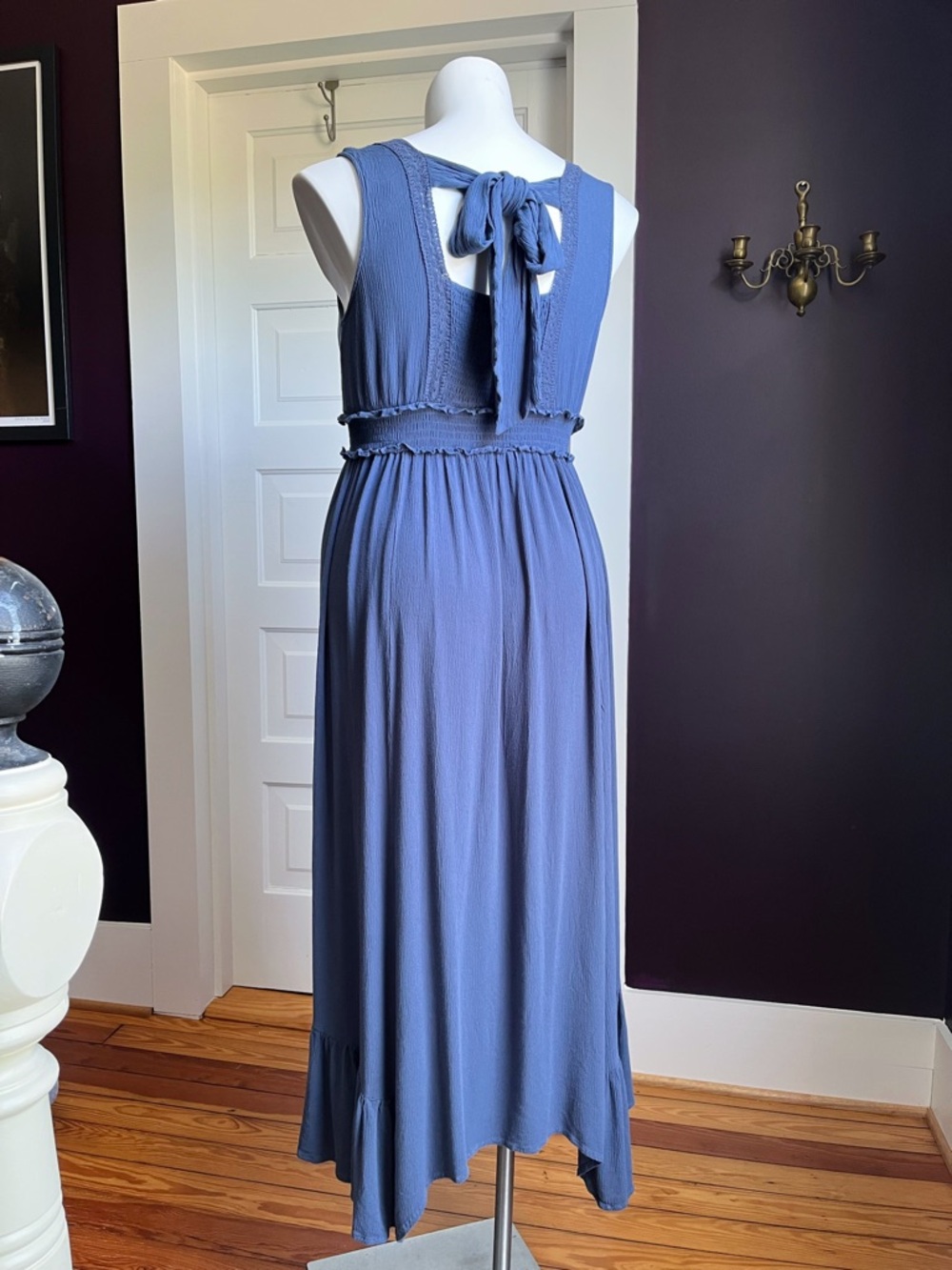Blue lace maxi dress - Picture 2 of 9